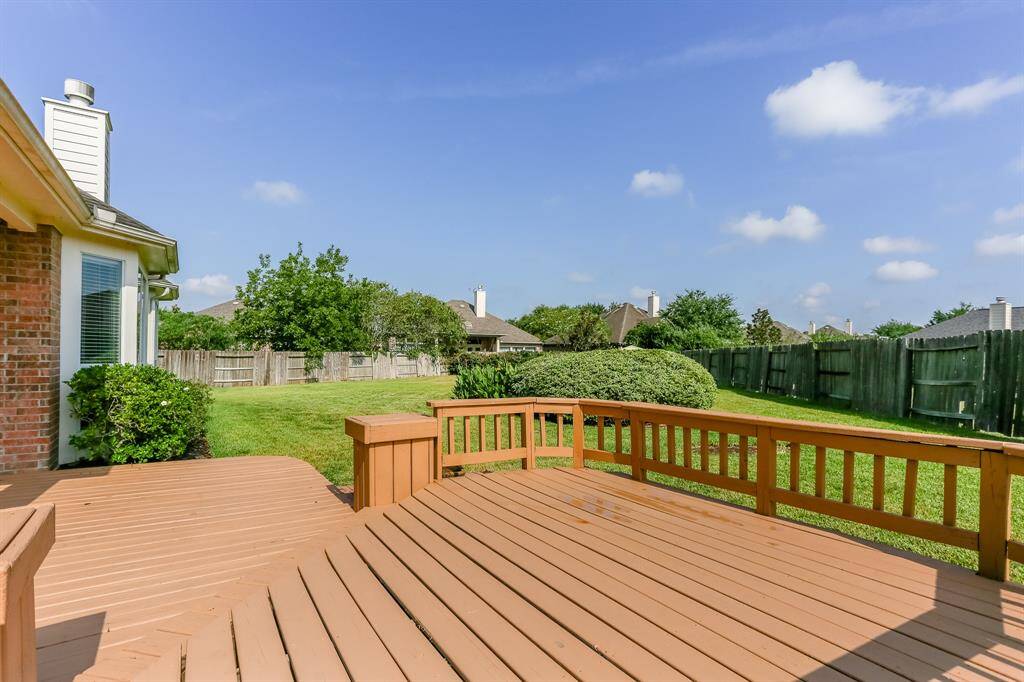 DON'T MISS OUT ON THISFANTASTIC OPPORTUNITY!CALL TODAY TO SCHEDULE APRIVATE SHOWING!