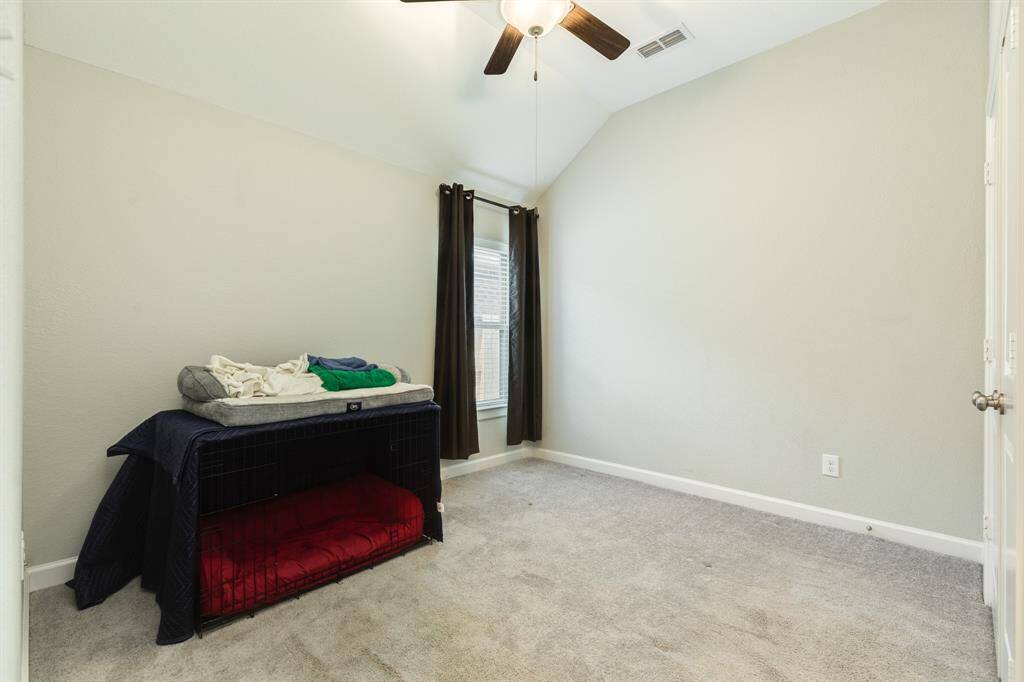 this bedroom is faces the neighbors house on the right side