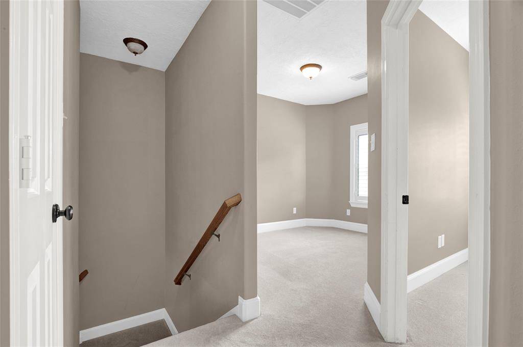 View of the flex space or 3rd room