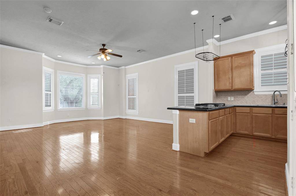 Beautiful tall ceilings