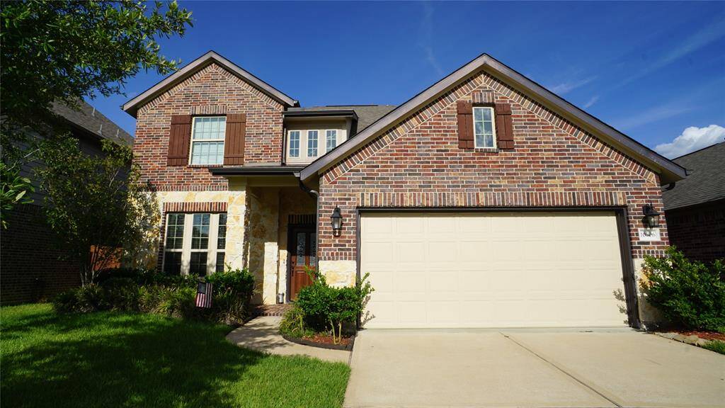 Beautiful 2709 sq ft, 4 bedroom, 3.5 bath for rent in Cypress Creeek Lakes, zoned to Warner Elementary, Smith Middle and Cy-Ranch High.