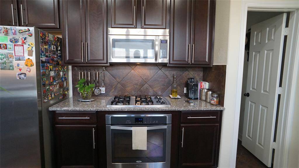 Gas cooktop