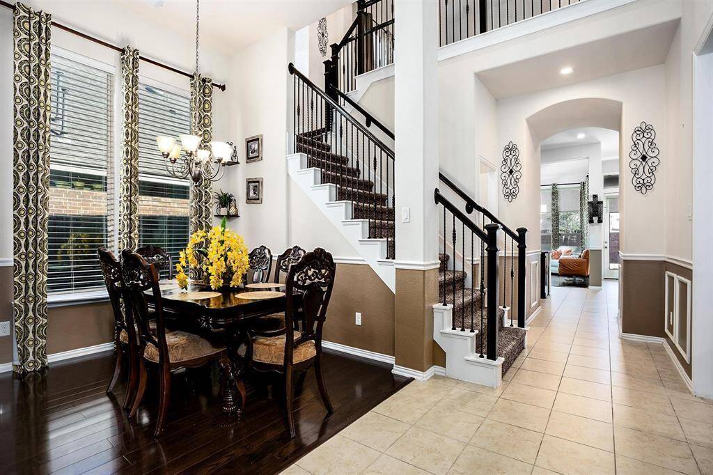 Formal dining