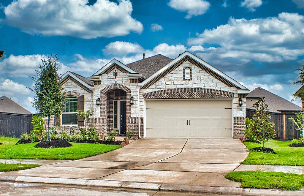 Beautiful 3 BR, 2 Full Bath home located in the  top-selling Harvest Green master-planned community