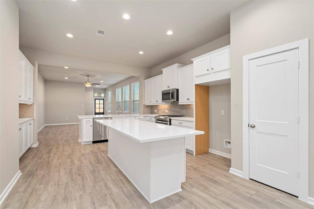 Kitchen island