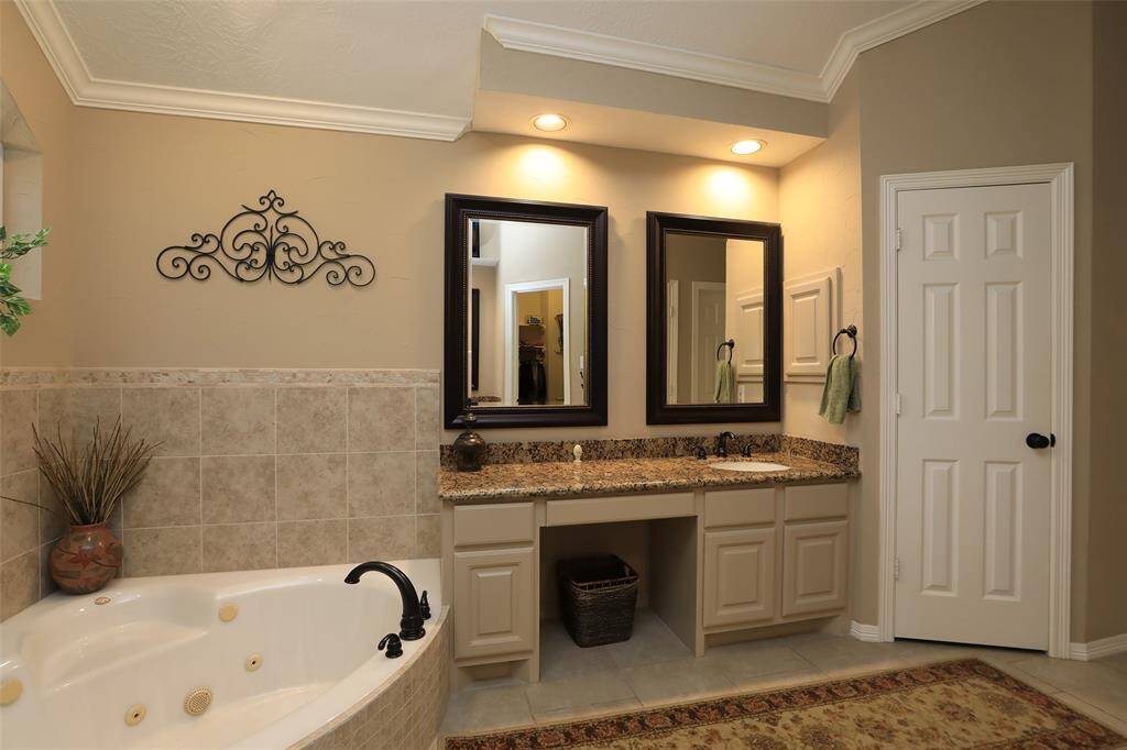 Sink with vanity