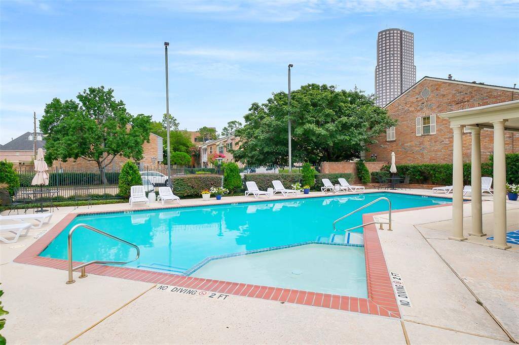 Amenities for this townhome community include a swimming pool.
