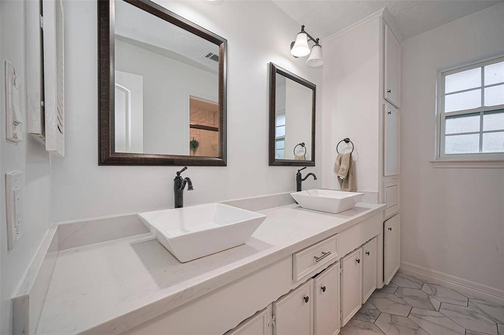Secondary Bathroom