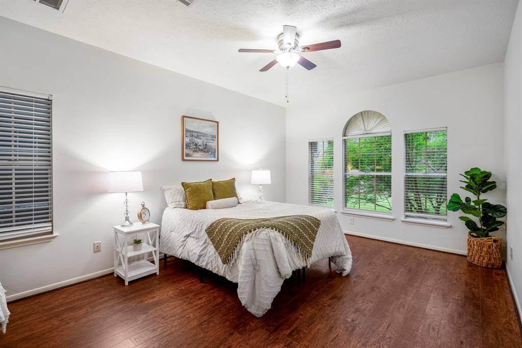 Your primary ensuite bedroom sets the tone for a relaxing retreat—spacious, serene, and ready to be your personal escape at the end of a long day.