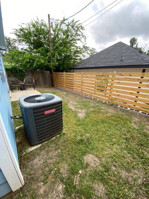 Fenced back yard ready for your BBQ gatherings.