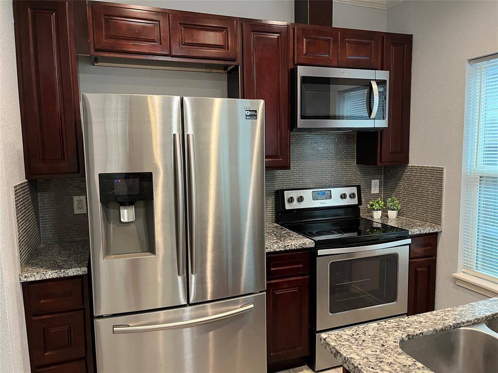 All appliances included in the kitchen.
