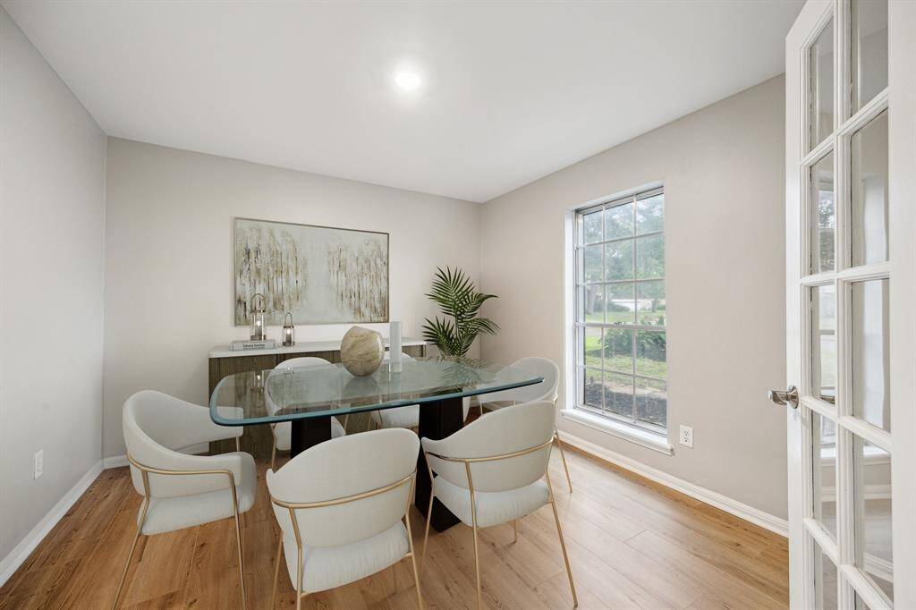 Formal dining room. Virtually staged.