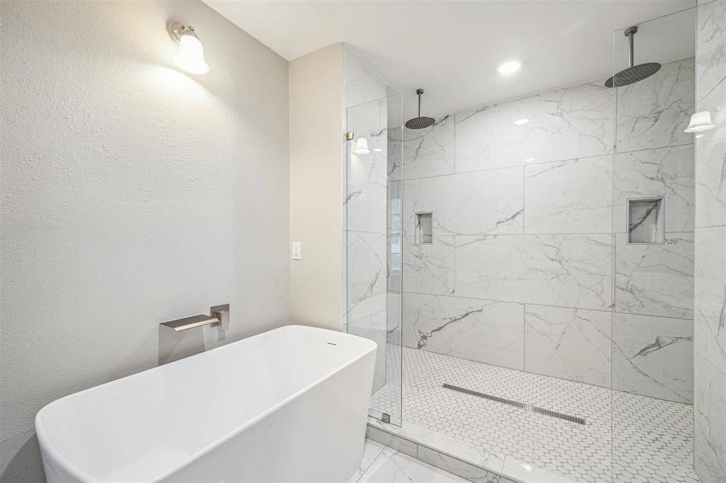 Another tub, shower view. Your Zen place.