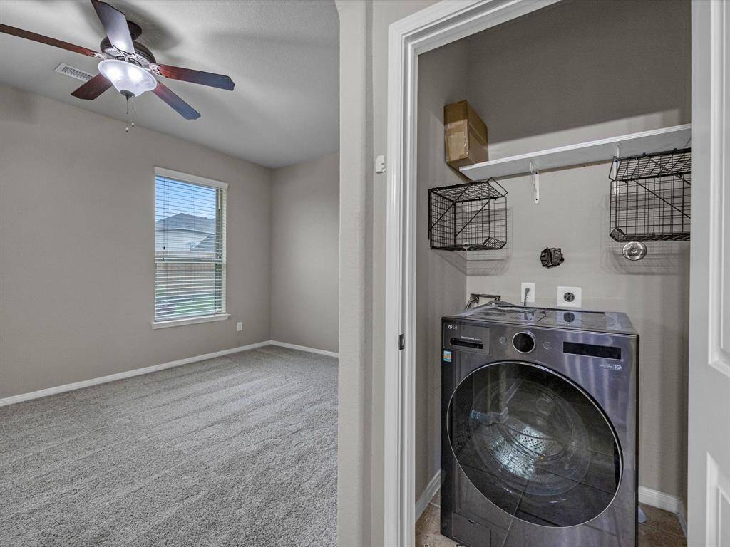 You can fit a stackable washer and dryer in the casita's laundry room.