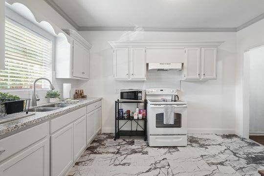 Updated kitchen with plenty of storage space