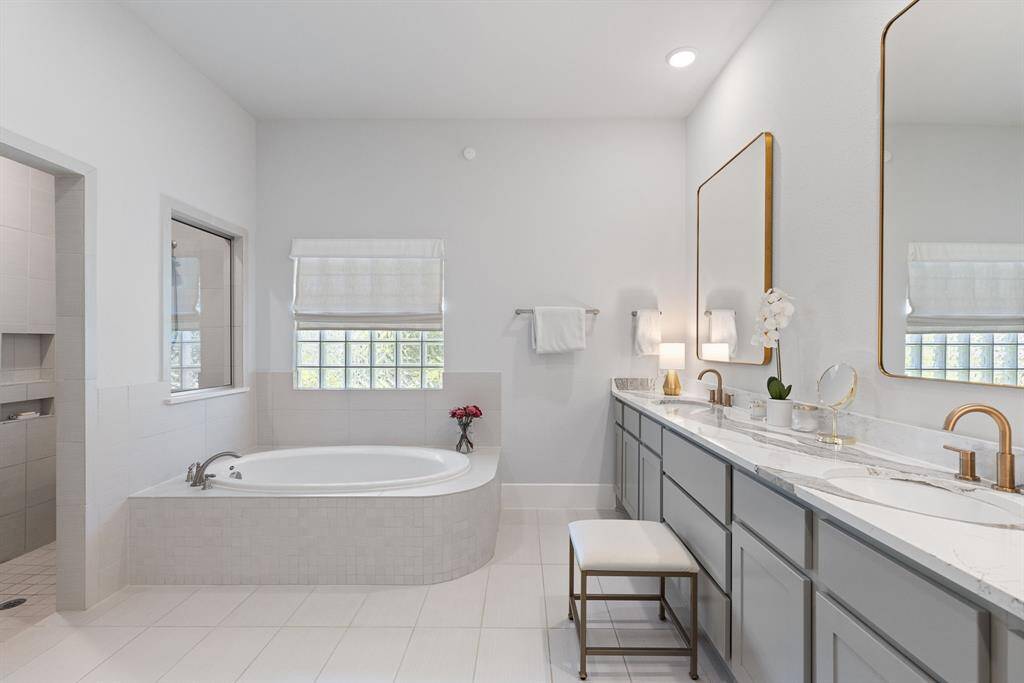 Master Bath