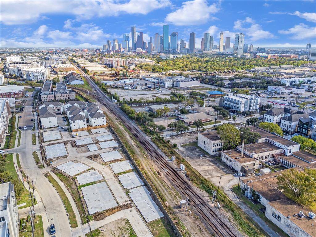 *Not of exact, recently completed by City Choice Homes, finishes are subject to change*v