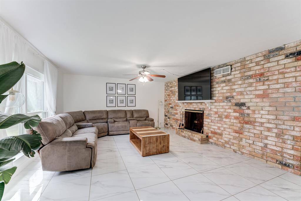 With fireplace