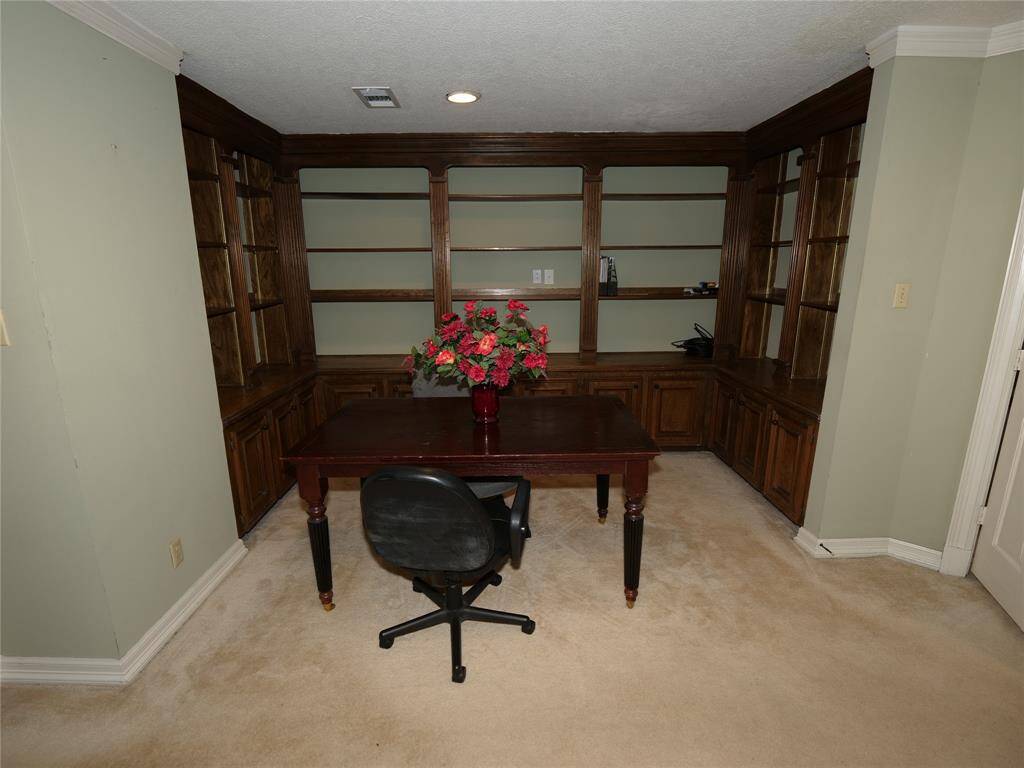 Another view of the ensuite study and library