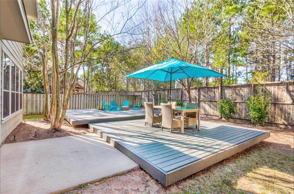 No backyard neighbors offer great privacy.