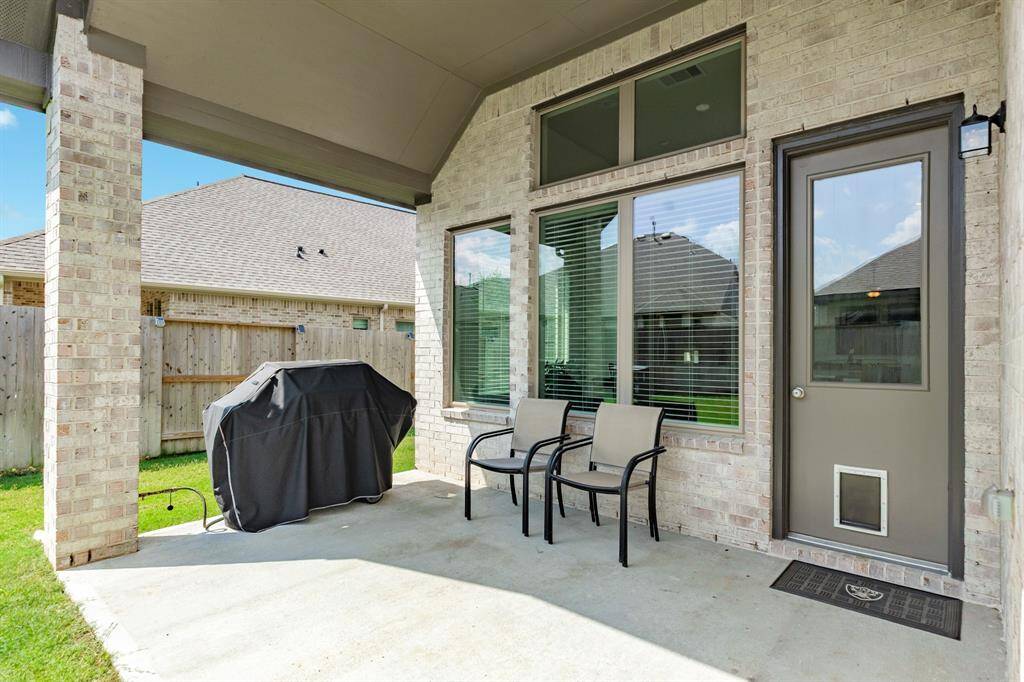 This home has a covered patio with a gas line already connected to it. That makes it great for a grill, or any other outdoor cooking needs.