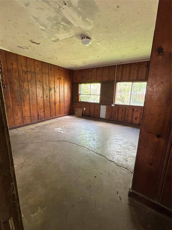 Back bedroom