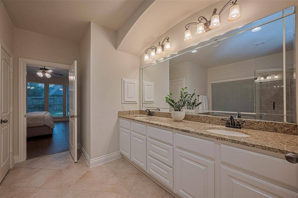 Plenty of space for two here and tons of storage with the cabinets, drawers, medicne cabinet & the previously mentioned linen closet.