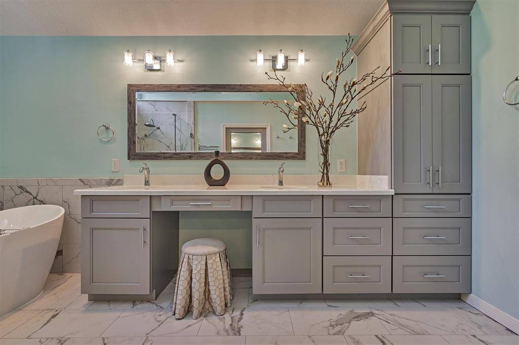 Excellent storage, double sinks, vanity.