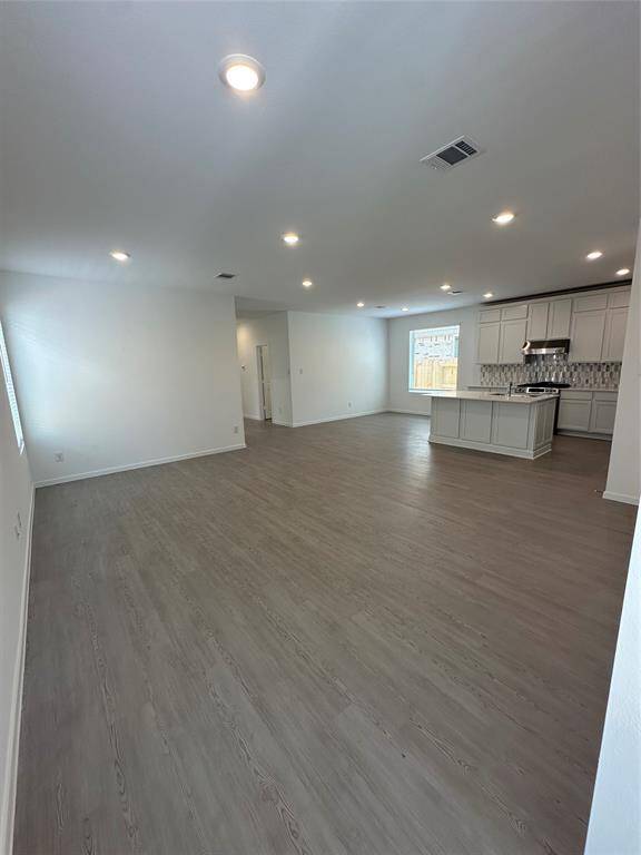 spacious open floorplan