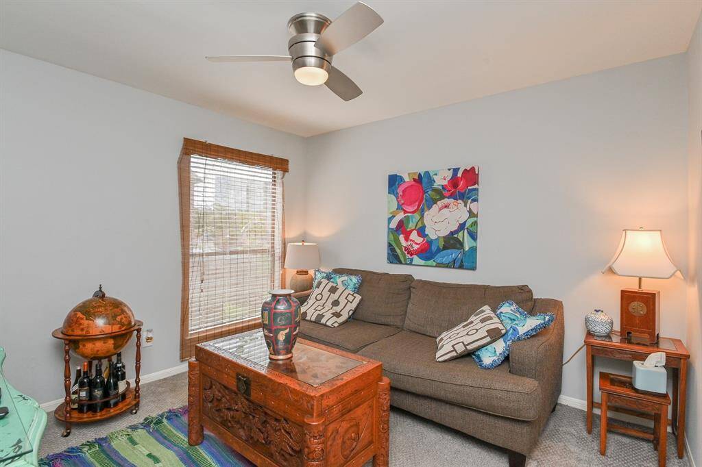 A view of the second bedroom.