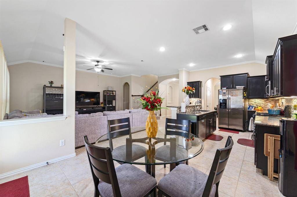 Informal Dining, open concept space.