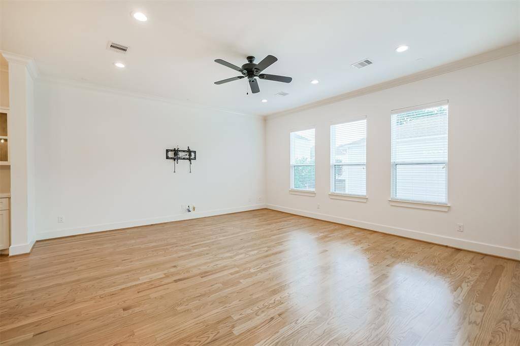 Large living room with TV mount included