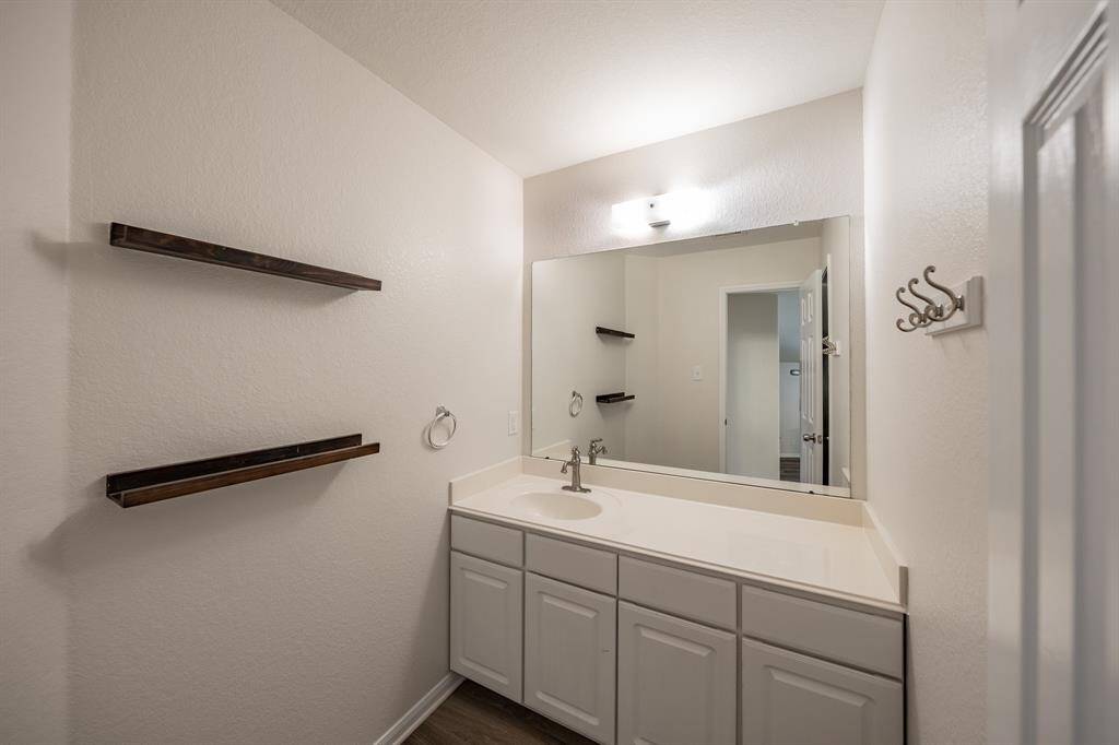 Secondary Bath