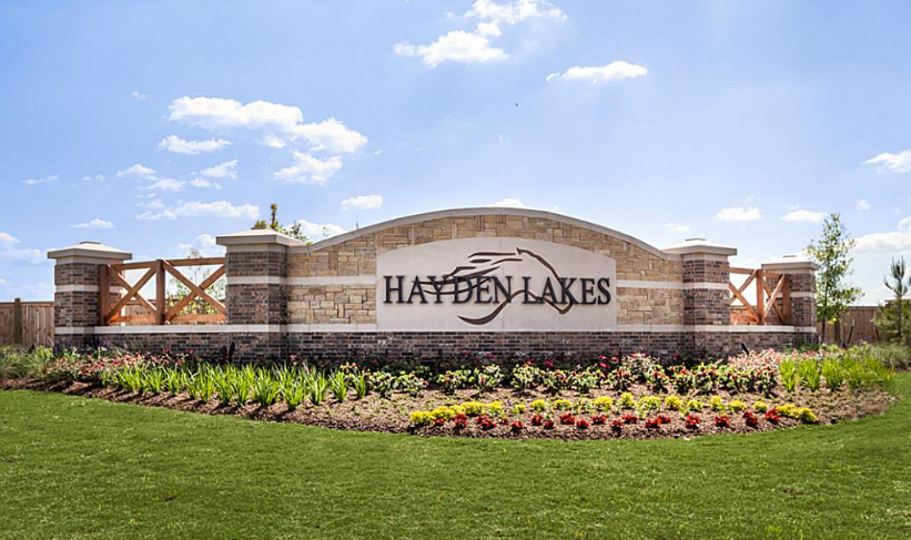 Hayden Lakes Front
