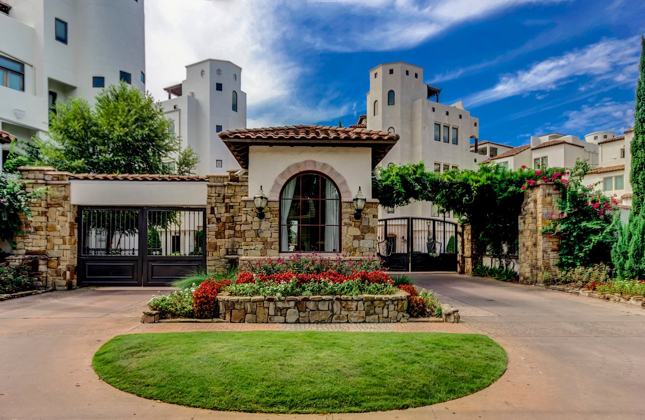 Best Houston Townhomes